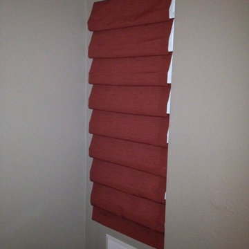Window Shades: Roman Shades