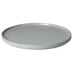 blomus - Pilar Serving Plate, 12.75", Gray - Give your main course the grand entrance it deserves with the PILAR Serving Plate. Simple yet beautifully designed, this plate feature a grooved edge that allows for an easy grip when serving your hungry guests. When mealtime is over, this plate is easily stowed in your cabinet or sideboard.