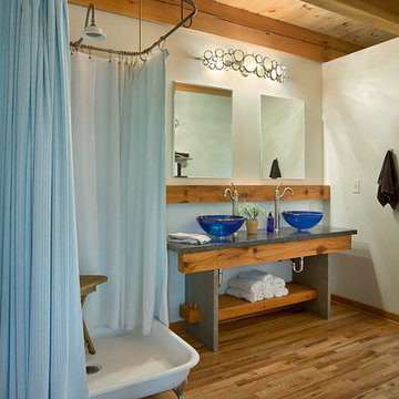 The Dancing Oaks Lodge