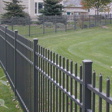 Aluminum FencingAluminum Fencing