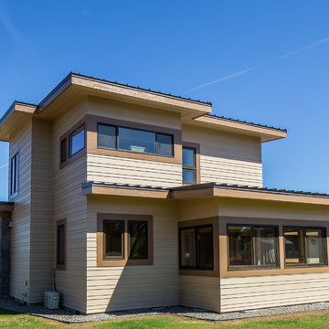 Major Creek Cellars Residence - Rear Exterior