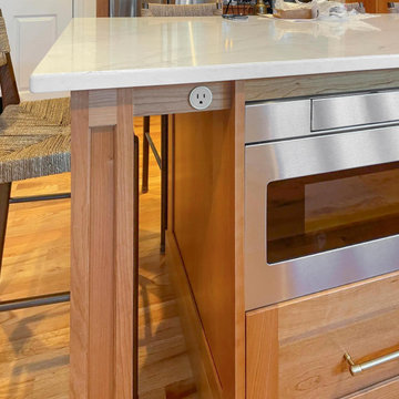 George’s Modern Kitchen With Hidden Prado Outlet