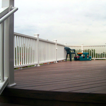 Screen Room with TimberTech Deck & Unilock Patio in Kildeer, IL