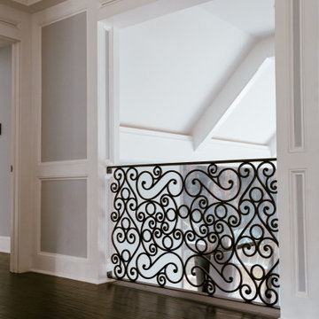 HARMONY IN MOTION WITHIN MODERN CLASSIC DESIGN