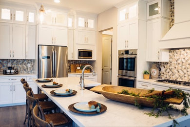 Kitchen - kitchen idea in Jacksonville