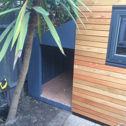 A dog kennel extension - Garden Furniture