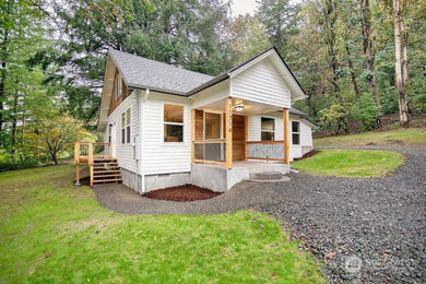 Exterior home photo in Portland