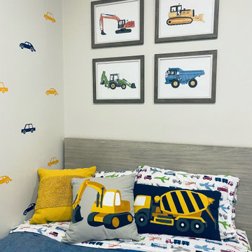 Ari's Big Boy Car Room