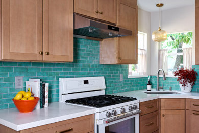 Inspiration for a timeless kitchen remodel in Sacramento