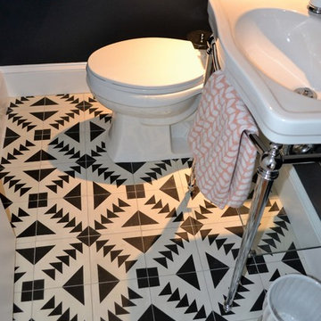 Medford Powder room