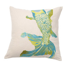 PILLOWS / LINENS