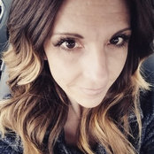 Angela Simpsons foto