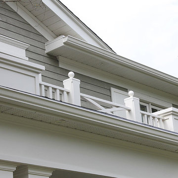 Mississauga - Decorative Railing with Newel Posts