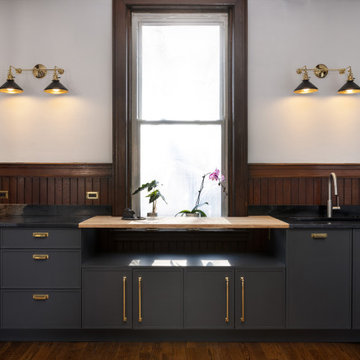 Combining Modern and Traditional in a Historic Detroit Firehouse Loft