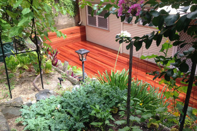 Design ideas for a modern deck in Wollongong.