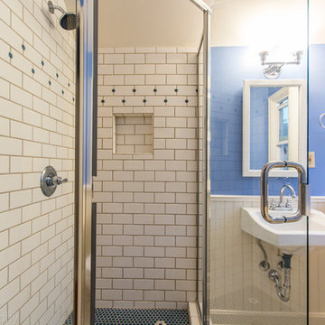 Large Functionality in a Small Bathroom