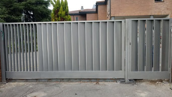 PORTON AUTOMATIZADO DE CORREDERA Y PUERTA PEATONAL