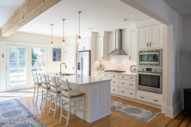 Example of a kitchen design in Minneapolis