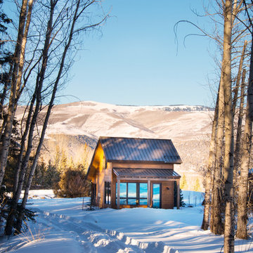 Lake Creek Guest House
