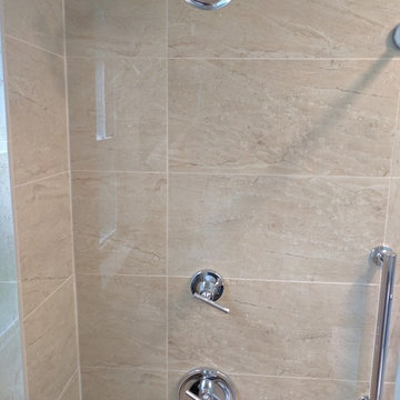 Medical bathroom with a touch of elegance