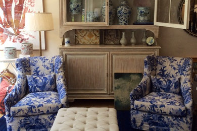 Beach style family room photo in Orlando