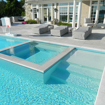 Vanishing Edge Pool on the Coast