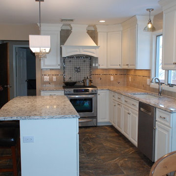 Updated Colonial Kitchen