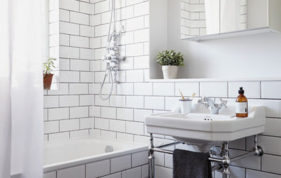 10 Ways to Make White Bathrooms Interesting