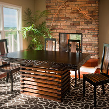 TABLE PIERRE