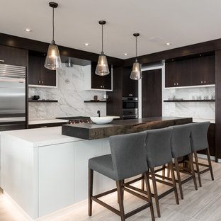 Moderne Küchen mit Rückwand aus Marmor Ideen, Design & Bilder - Juli