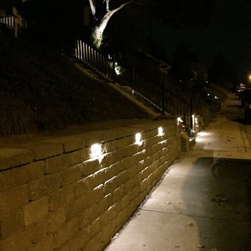 Weathered Versa Lok wall, Diablo Veneer, Sandstone Steps