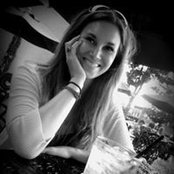 Anna Humphries's photo