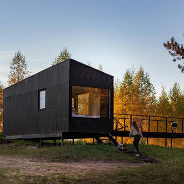 NOMAD HOUSE