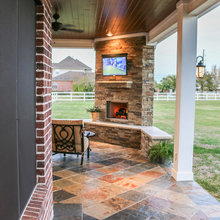 Patio with Fireplace/Grill/TV