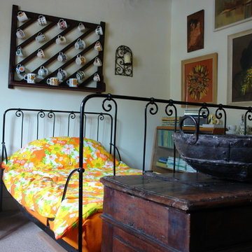 vintage guest bedroom