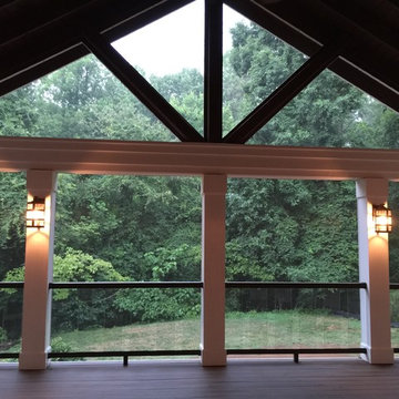 532 - Screen Porch - Glass Balusters