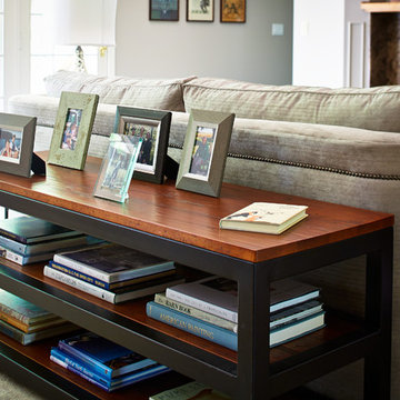 Des Moines Contemporary Living Room