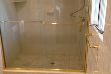 Bathroom - traditional bathroom idea in New York