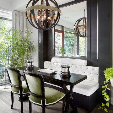 Eclectic Glam - Breakfast Area