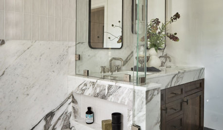 Family Bathroom With Classic Style and a Practical Shower-Tub