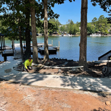 MARY ARDREY CIRCLE PROJECT - TRAVERTINE WALKWAY