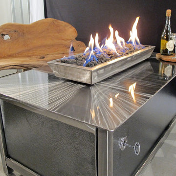 IMPACT Fire Table - Premium Stainless Steel Construction, Modern / Industrial D