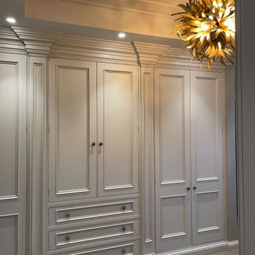Bespoke dressing room in Zoffany 'Half Silver', complete with dressing table, la