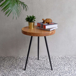 2018 Lifestyle Catalog - Side Tables And End Tables