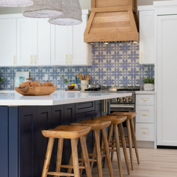 Classic California Casual Flip by Jasmine Roth HGTV