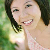 Emilie Trinh's photo