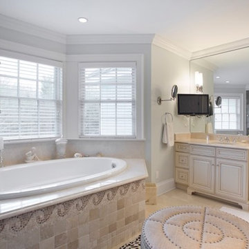Hamptons - Master Bath