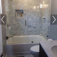 210 Bath with tub