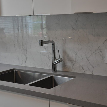 Modern Kitchen Renovation in Mount Pleasant