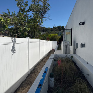 Black Aluminum & White Vinyl Fencing, Encino